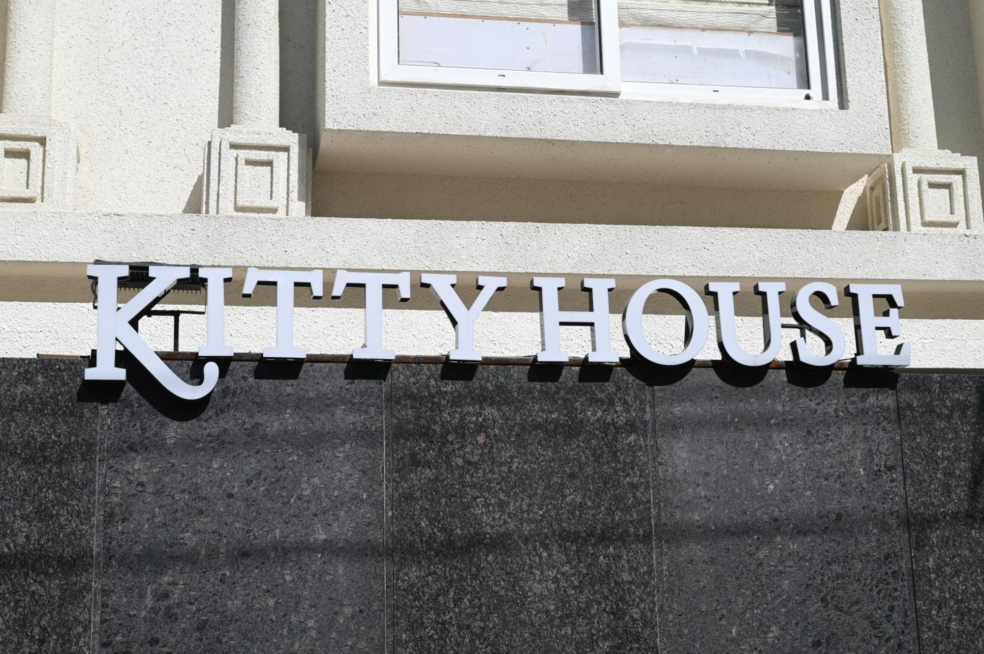 Kitty House Hotel Calcutta Exterior foto